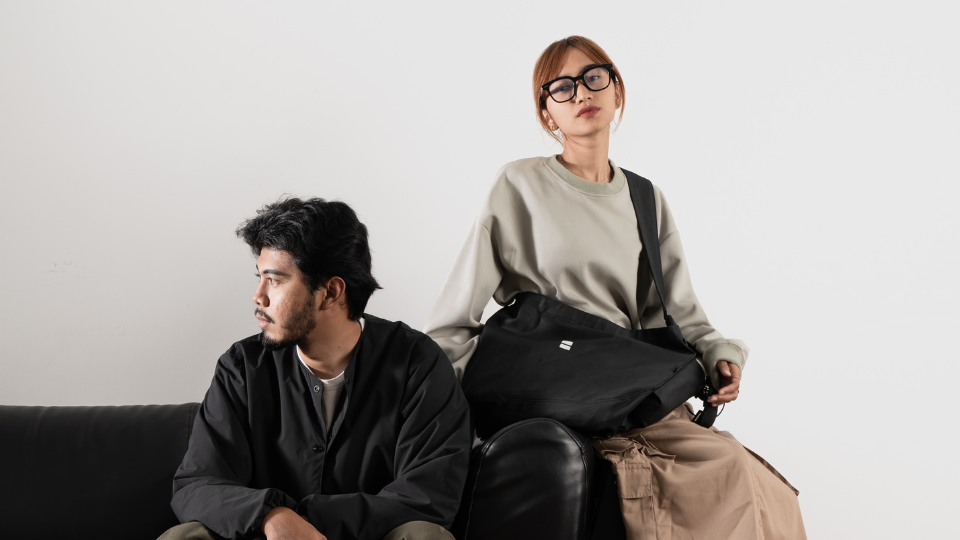 Sling Bag vs Waist Bag: Which One Matches Your Style?