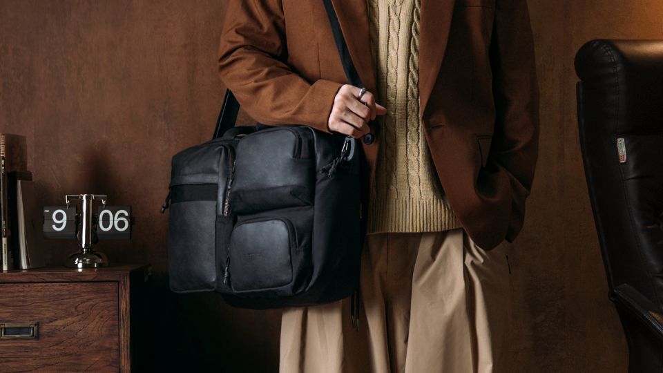 Are you a Fan of the Modern Classic Look? Try These Recommended Faux Leather Bodypack Bags!