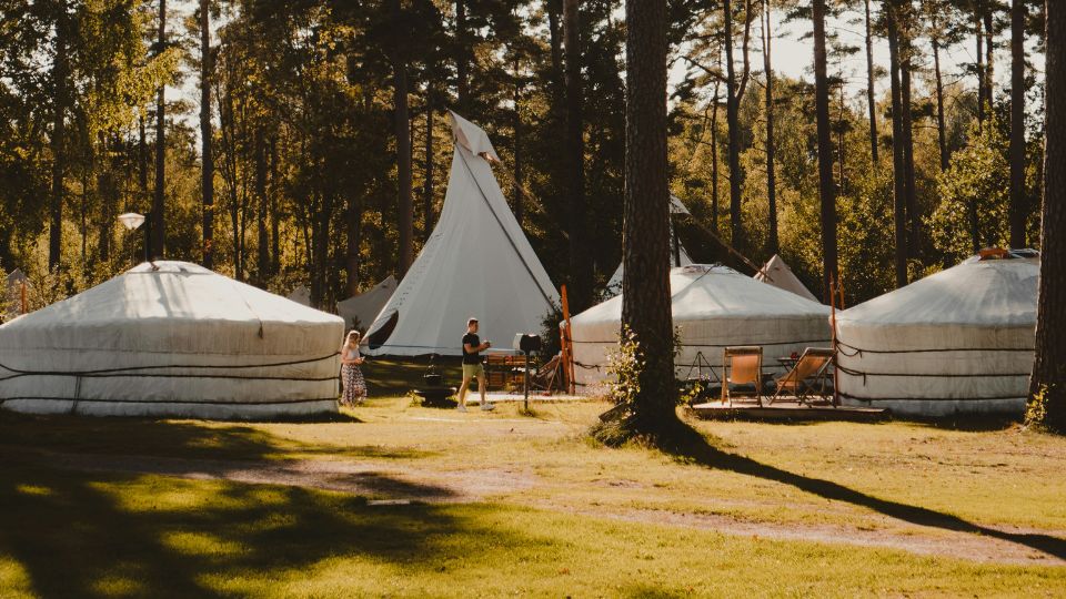 No Stress! Must-Visit Luxury Glamping Locations in Trending Hotspots